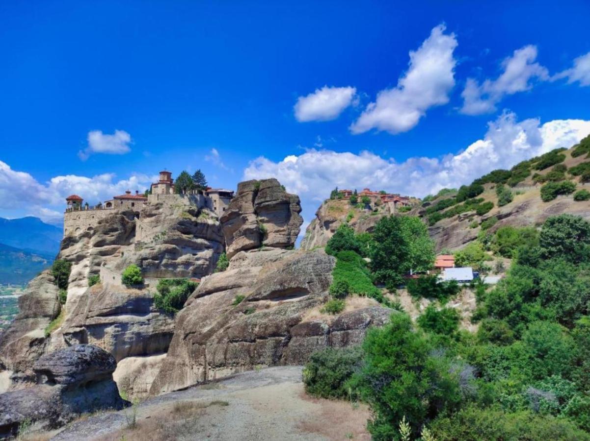 شقة Enjoy Meteora Two كالامباكا المظهر الخارجي الصورة